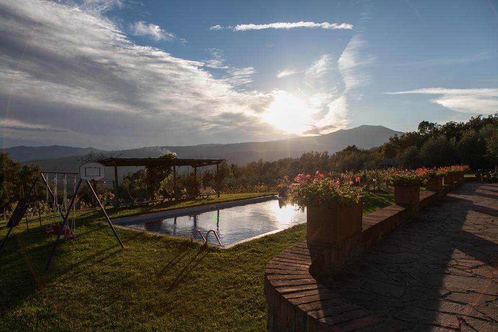 Podere San Giuseppe Hotel Radicofani Exterior photo